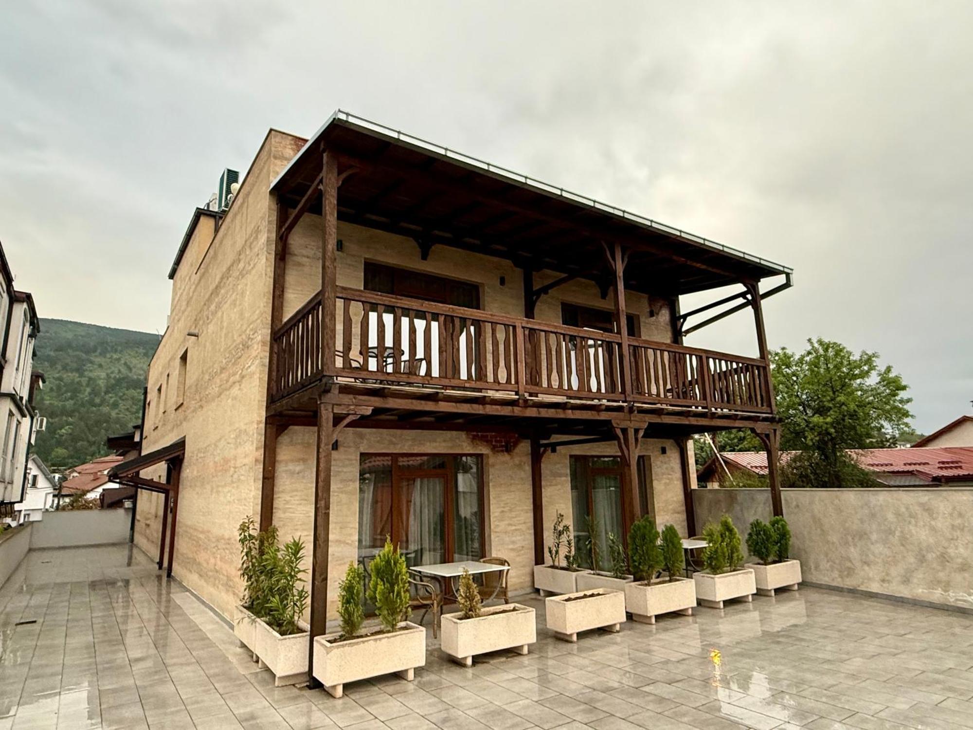 Villa Eleni Apartments Skopje Exterior photo